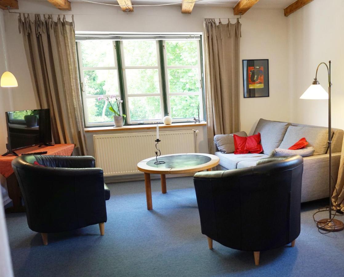 "Haus Auf Dem Berg" Apartment Westensee Luaran gambar