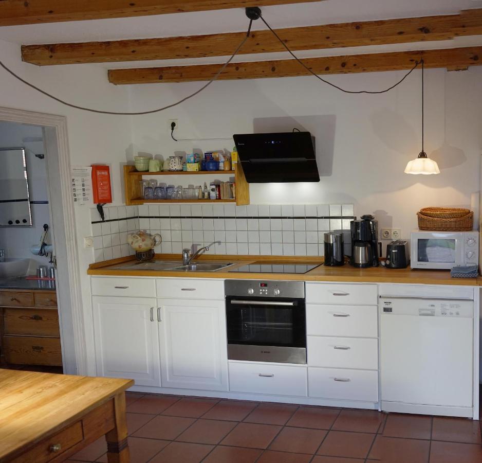 "Haus Auf Dem Berg" Apartment Westensee Luaran gambar